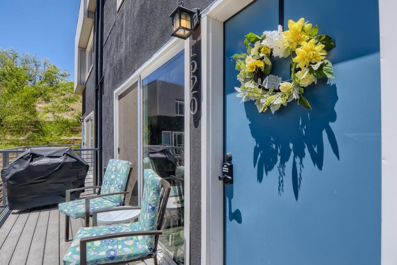 Rare Find Modern Townhome In The Heart Of Old Colorado City Colorado Springs Exterior foto